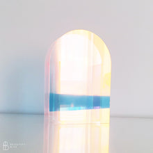 Load image into Gallery viewer, Holographic Acrylic Arch Vase